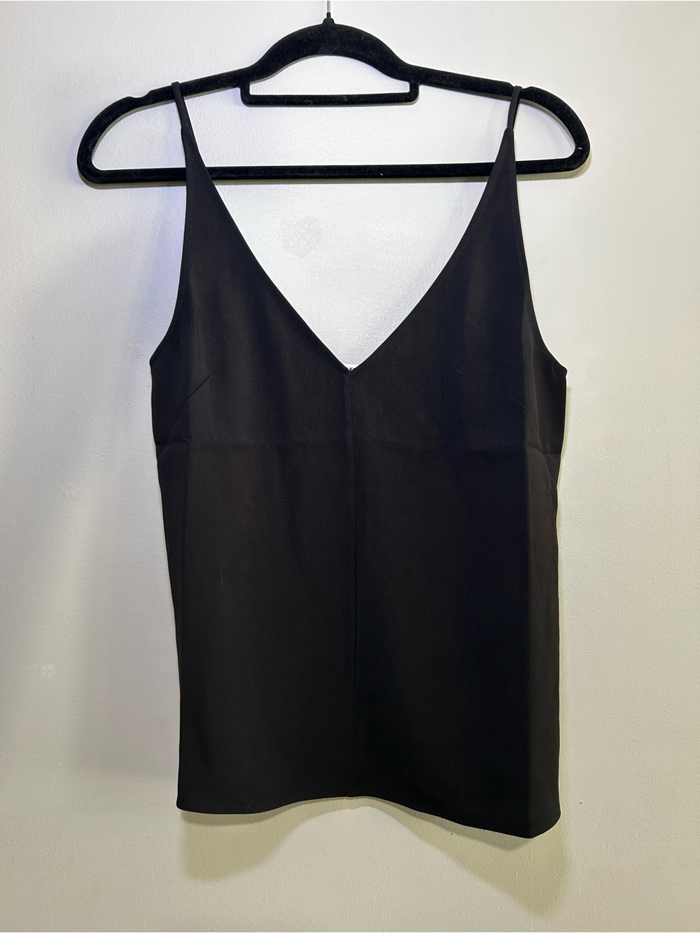 NWT Thakoon Black V-Neck Silk Look Camisole Tank Top Size Medium